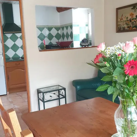 Шале Oustals De Lavail *