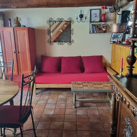 Oustals De Lavail Ascou