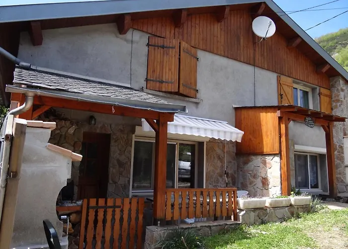 Alpesi faház Oustals De Lavail *