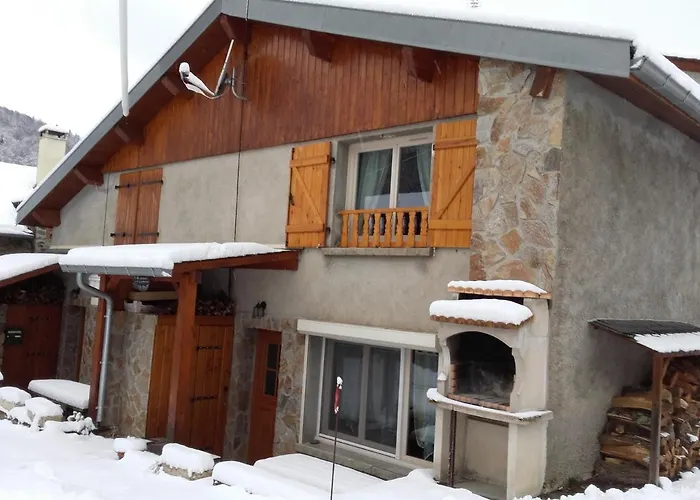 Alpesi faház Oustals De Lavail